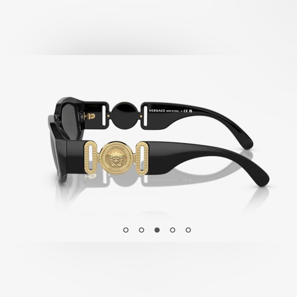 ✨VERSACE SUNGLASSES✨ - Picture 4 of 9